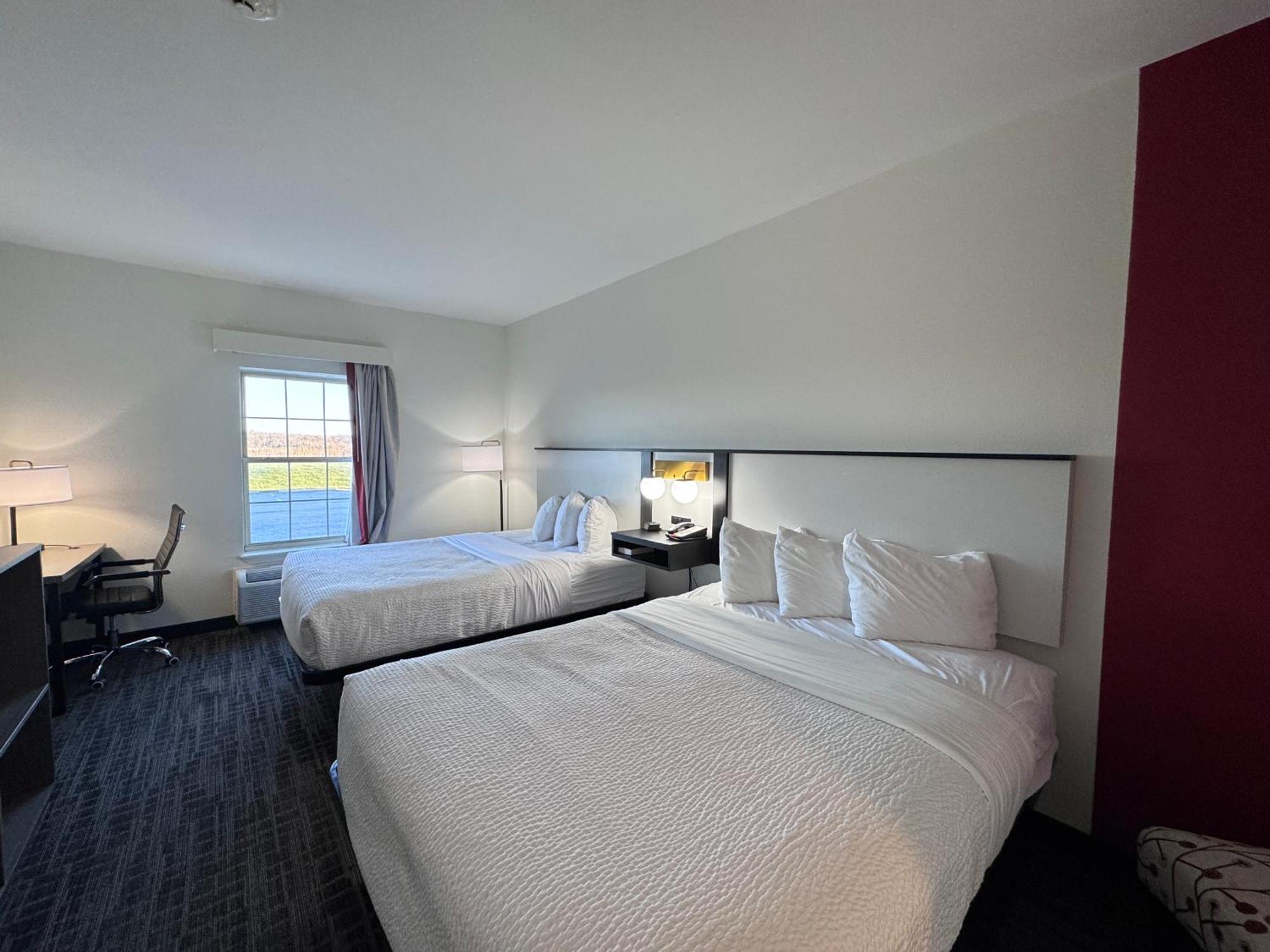 Ramada By Wyndham Sparta/At Speedway Exterior foto